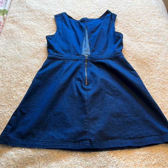 Denim dress with partial open back and adjustable snap at the top! - Picture 3 of 5